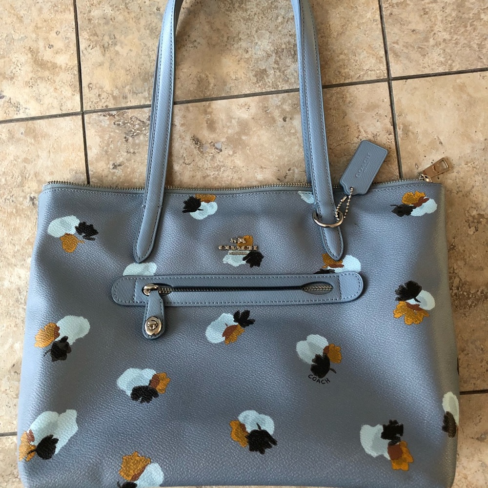 Coach Taylor Tote in Cornflower Floral Field